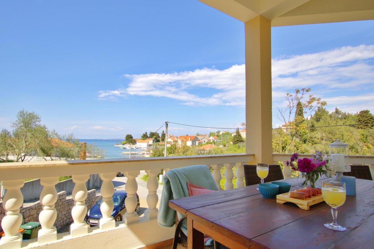 Sunshine Place By The Beach Lukoran Exterior foto